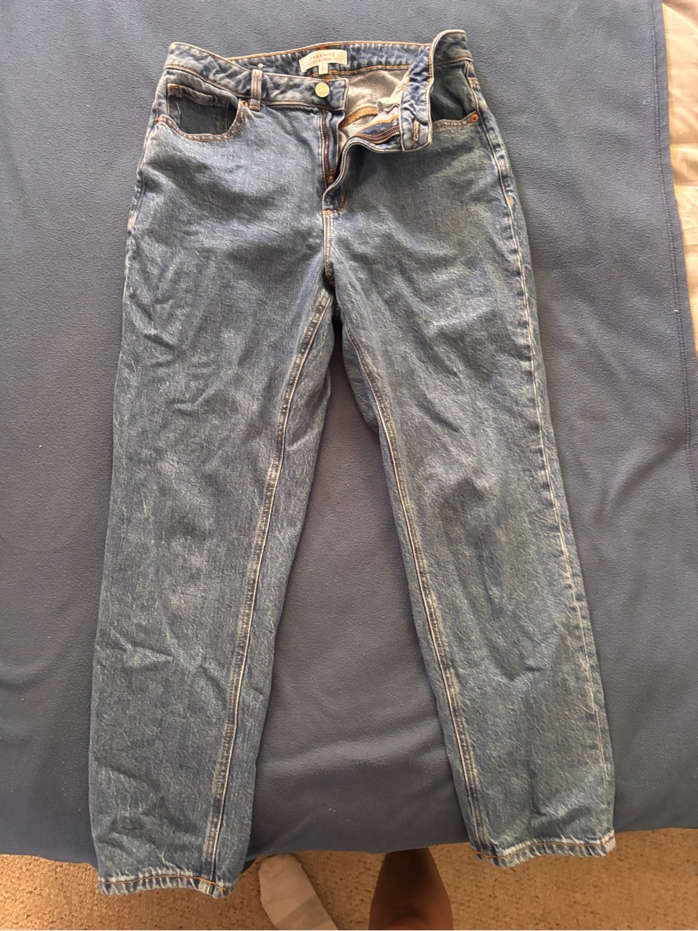 Dynamite Straight-Leg Women's Jeans in Medium Blue Wash